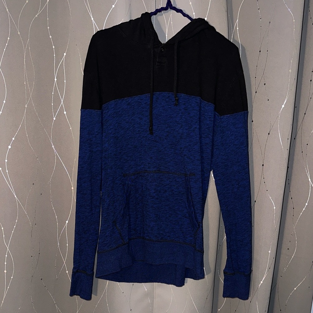 👙American Eagle Outfitters Men’s Large Classic Fit Black/Blue Pullover Hoodie